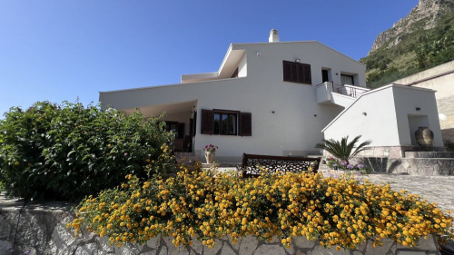 Logement dans villa / maison Patrizia 1 à louer à Castellammare del Golfo 