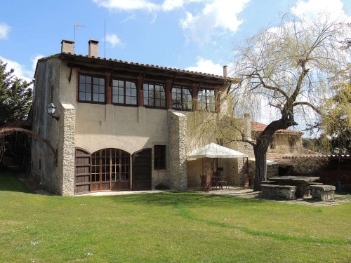 Villa / Maison Masia brugarolas i  34120 à louer à Castellterçol